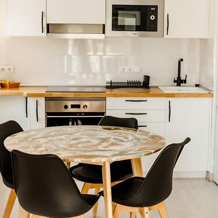 Dalex Apartment ซาลอว์ ภายนอก รูปภาพ
