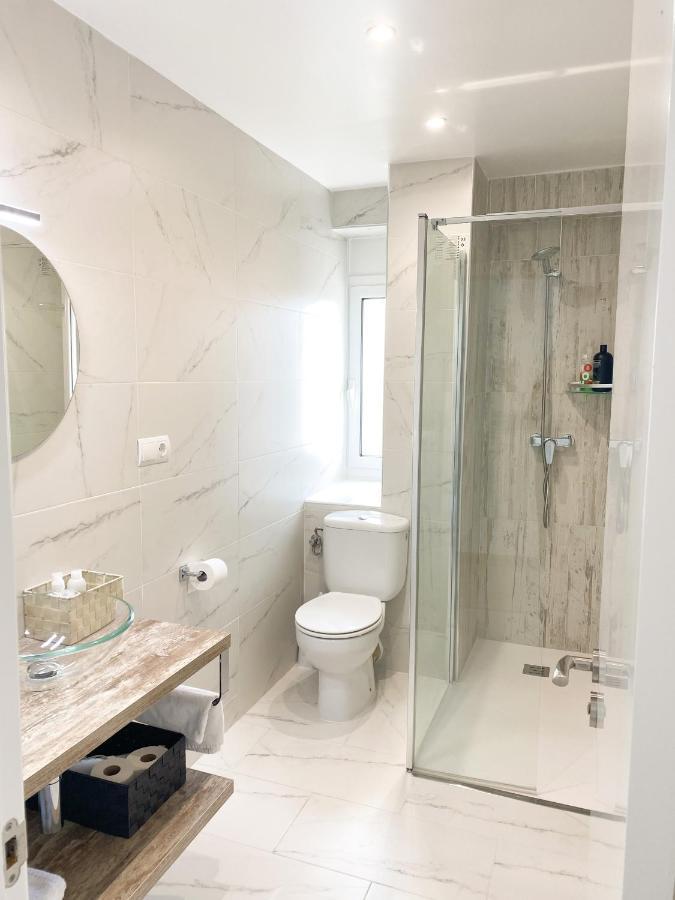 Dalex Apartment ซาลอว์ ภายนอก รูปภาพ